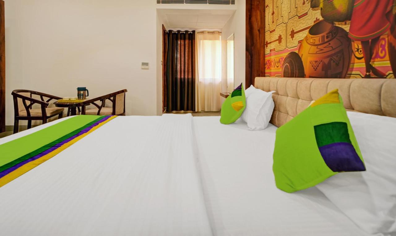 Hotel Eagle Inn Udajpur Zewnętrze zdjęcie