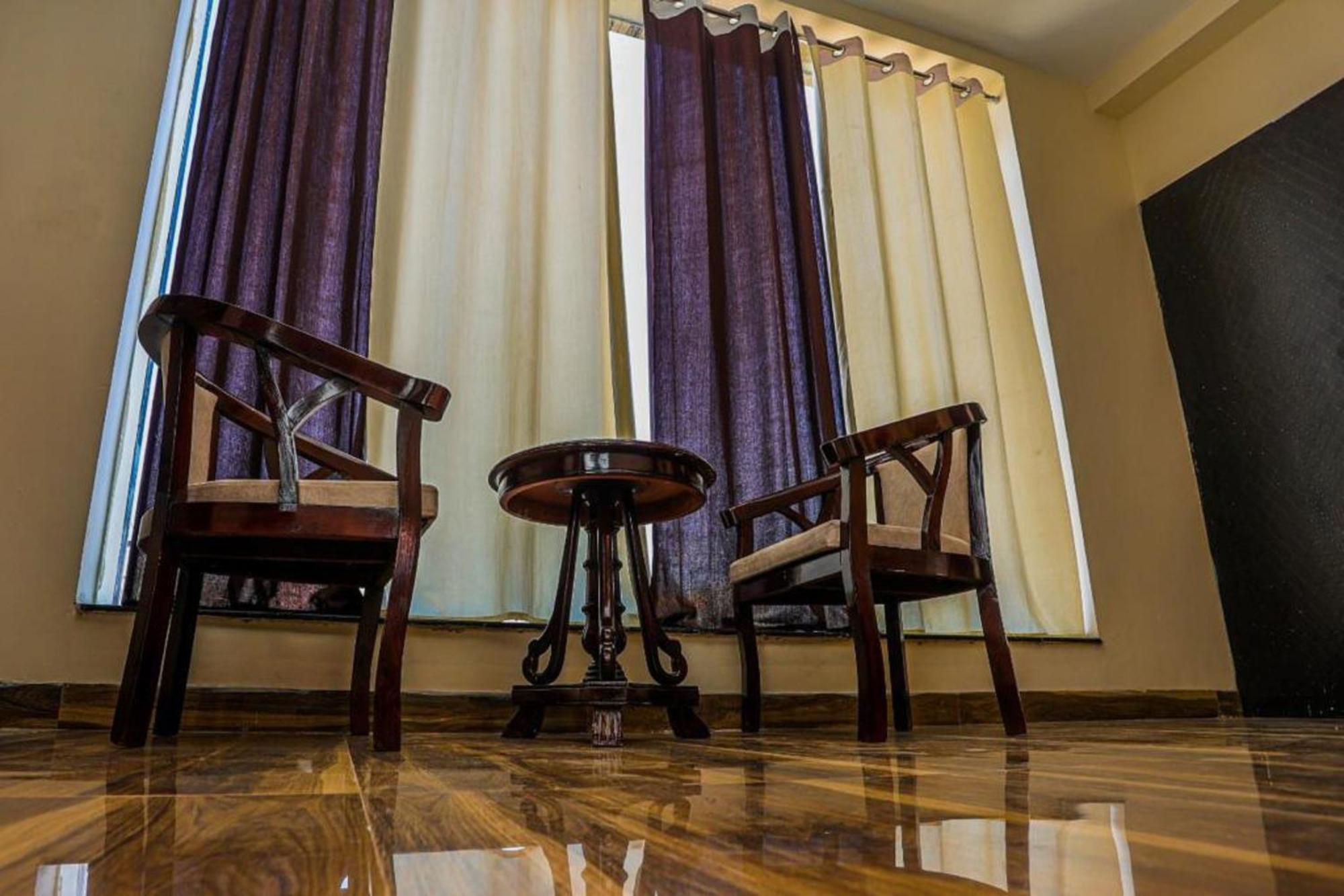 Hotel Eagle Inn Udajpur Zewnętrze zdjęcie