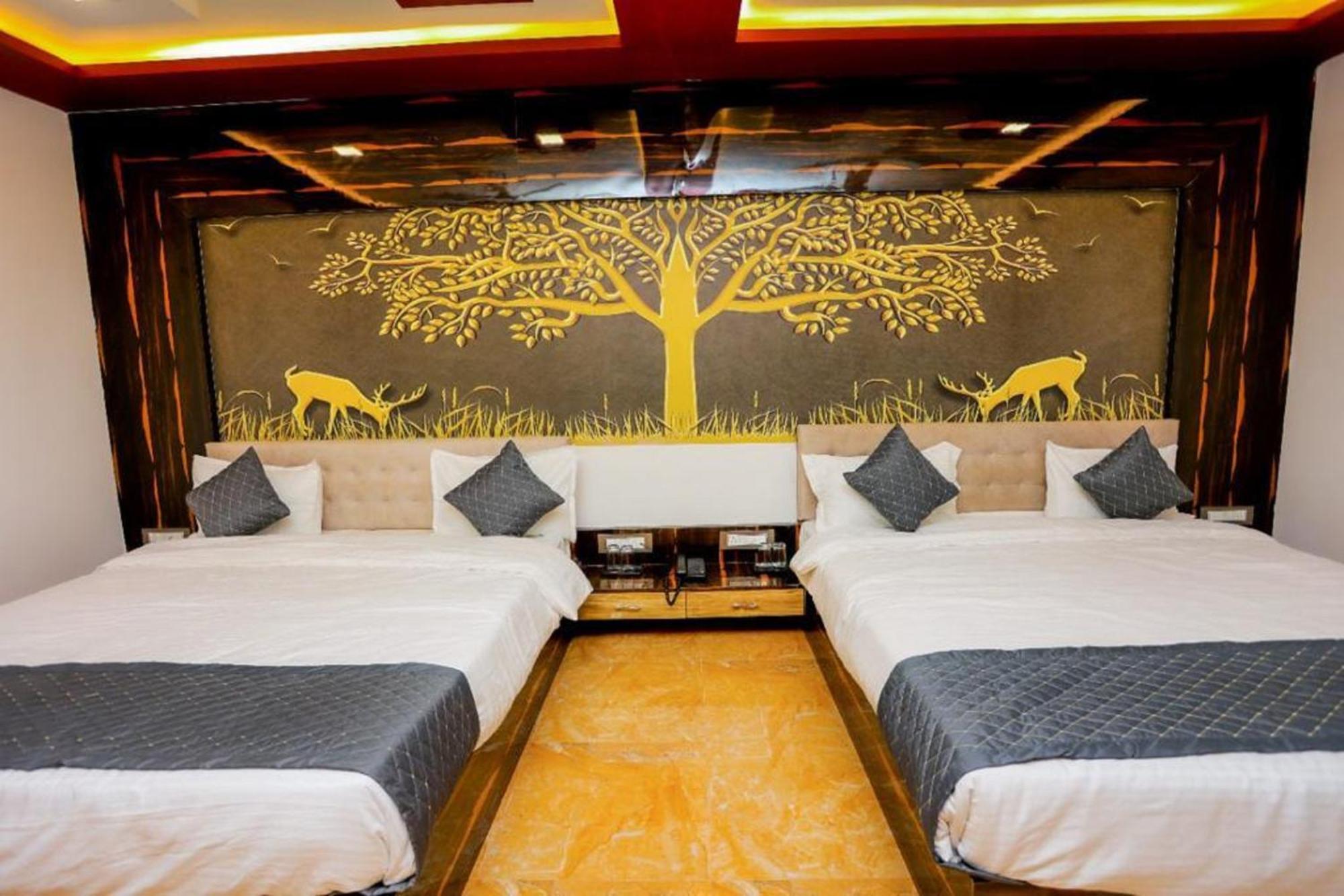 Hotel Eagle Inn Udajpur Zewnętrze zdjęcie