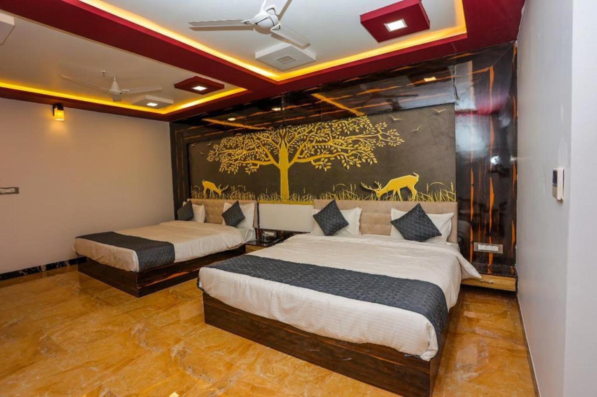 Hotel Eagle Inn Udajpur Zewnętrze zdjęcie