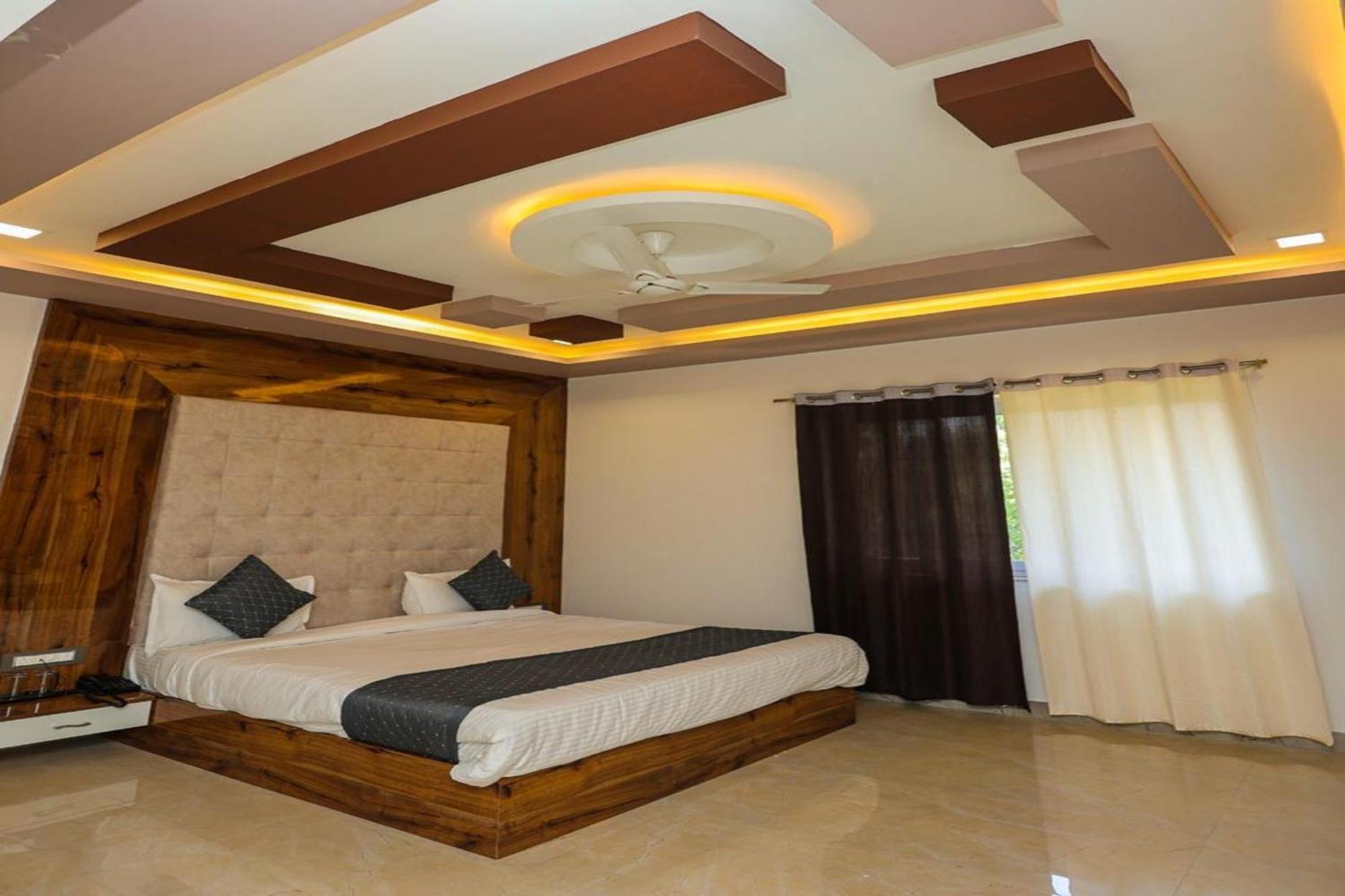 Hotel Eagle Inn Udajpur Zewnętrze zdjęcie